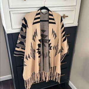 Geometric Patterned Beige and Black Poncho
